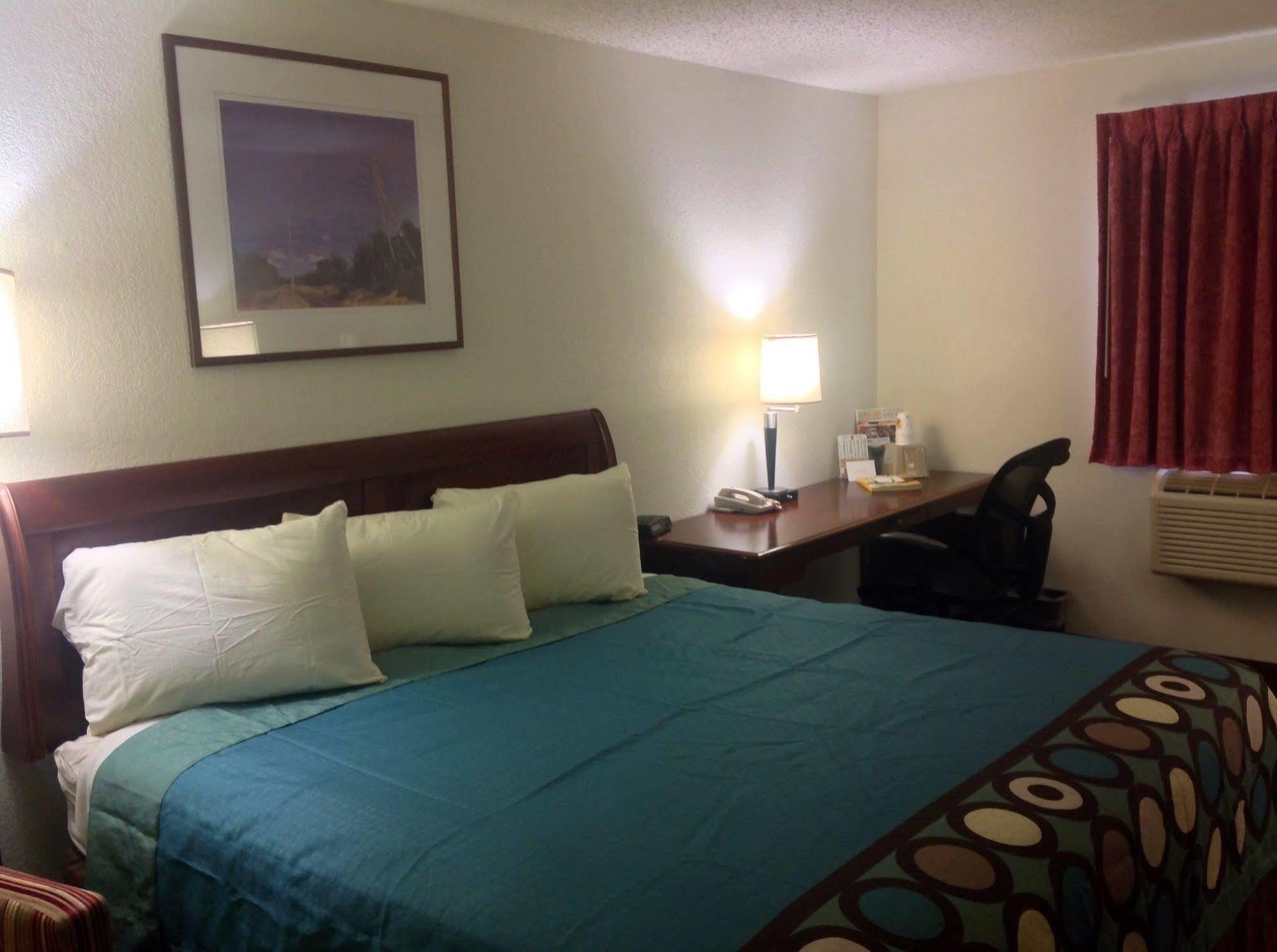 ซูเปอร์ 8 บาย วินด์แฮม ออกัสตา/ฟอร์ตกอร์ดอน แอเรีย Motel ภายนอก รูปภาพ